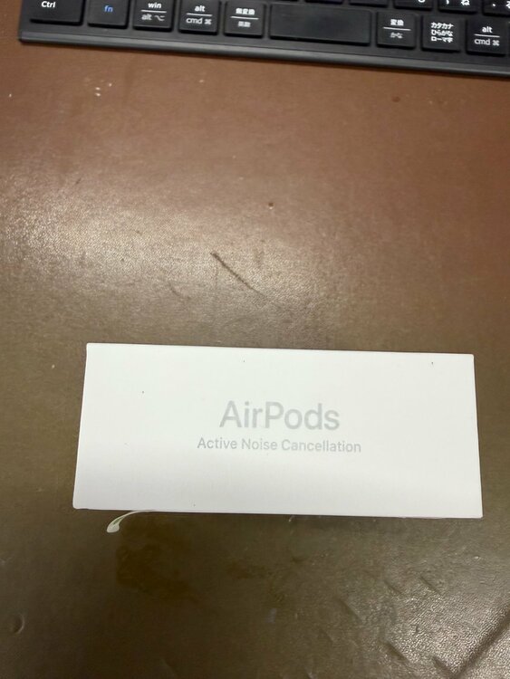 アップル Apple AirPods 4（エアーポッズ 4） アクティブノイズキャンセリング搭載 ワイヤレスヘッドフォン MXP93J/A（オーディオ・スピーカー）の商品画像 - 査定依頼日：2026年8月6日 - 最高査定価格：16,000円