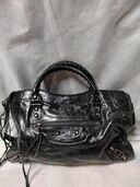 バレンシアガ  （ブランドバッグ）の商品画像 - 査定依頼日：2025年6月4日 - 最高査定価格：55,000円