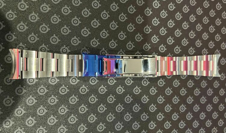 ロレックス サブマリーナー C:\Users\YUSK\Desktop\新しいフォルダー (5)（高級時計）の商品画像 - 査定依頼日：2025年10月13日 - 最高査定価格：1,600,000円