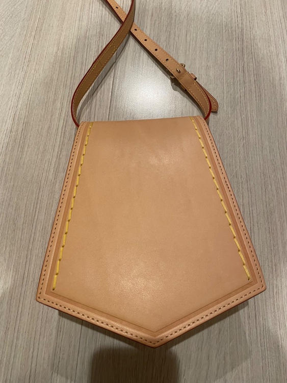 ルイヴィトン ルイヴィトン(その他) （ブランドバッグ）の商品画像 - 査定依頼日：2026年1月22日 - 最高査定価格：200,000円