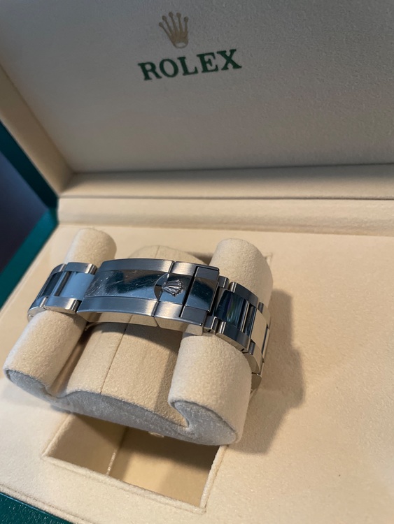 ロレックス ヨットマスター 11662（高級時計）の商品画像 - 査定依頼日：2025年10月28日 - 最高査定価格：1,980,000円