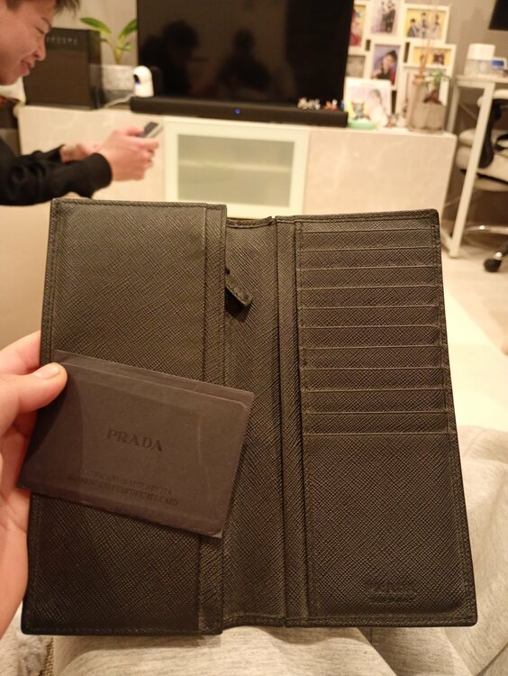 プラダ  （ブランドバッグ）の商品画像 - 査定依頼日：2026年1月31日 - 最高査定価格：12,000円