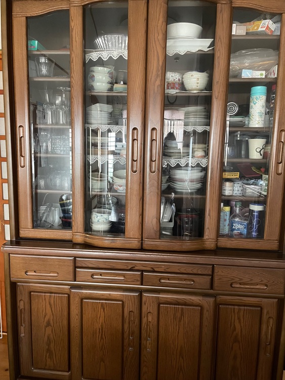 食器棚（家具・寝具）の商品画像 - 査定依頼日：2025年9月18日 - 最高査定価格：5,000円