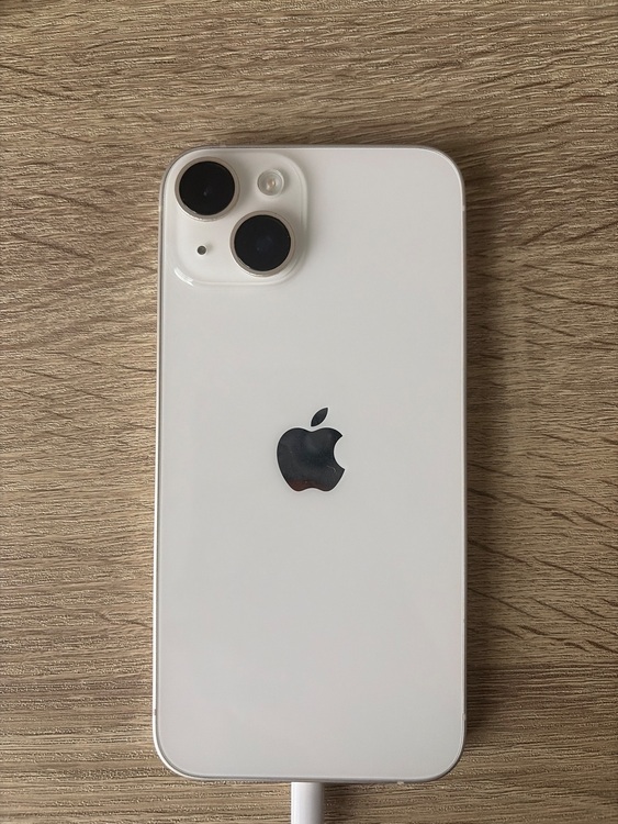 iPhone14 スターライト　（スマホ）の商品画像 - 査定依頼日：2025年11月5日 - 最高査定価格：54,000円