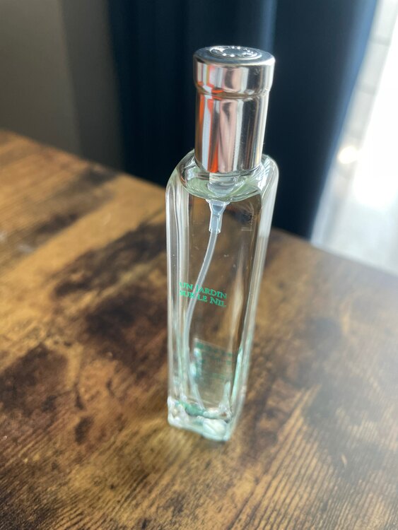 HERMES ナイルの庭オードトワレ（コスメ・美容・健康器具）の商品画像 - 査定依頼日：2025年2月27日 - 最高査定価格：8,100円