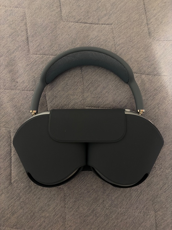 AirPodsMAX（オーディオ・スピーカー）の商品画像 - 査定依頼日：2026年4月28日 - 最高査定価格：20,100円