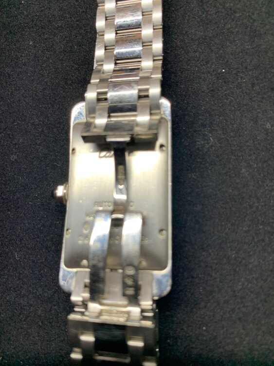 カルティエ タンク w260362（高級時計）の商品画像 - 査定依頼日：2025年3月10日 - 最高査定価格：1,200,000円