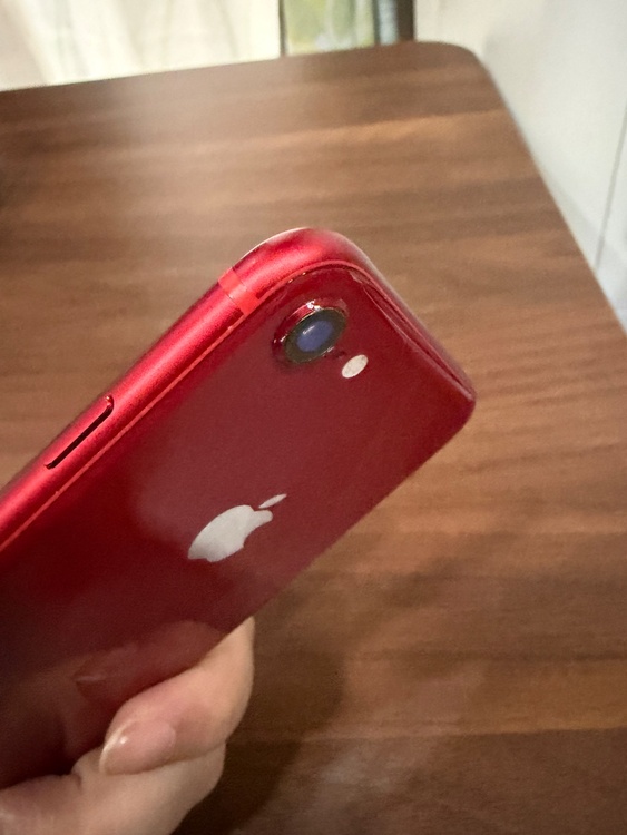iPhone PRODUCT RED（スマホ）の商品画像 - 査定依頼日：2026年7月17日 - 最高査定価格：3,000円