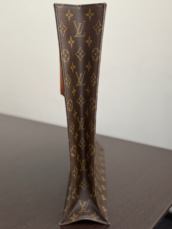 ルイヴィトン モノグラム （ブランドバッグ）の商品画像 - 査定依頼日：2025年4月16日 - 最高査定価格：70,000円