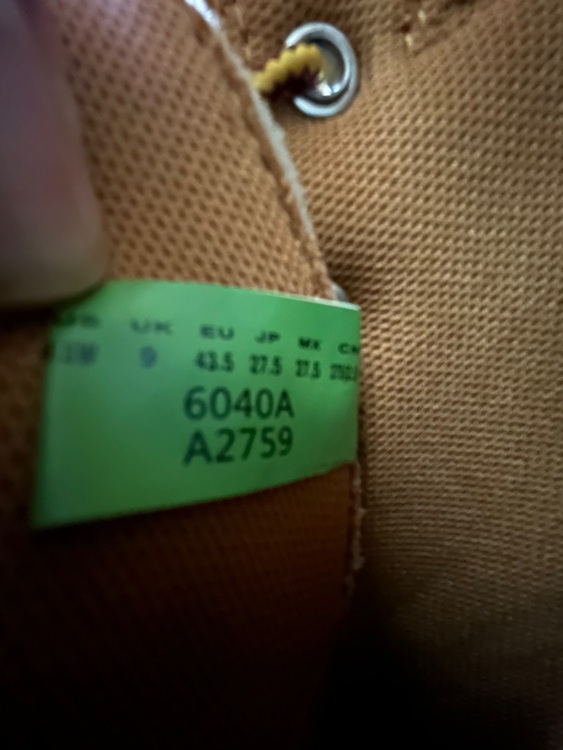 ティンバーランドチャッカーブーツ（古着・ファッション）の商品画像 - 査定依頼日：2025年9月18日 - 最高査定価格：4,000円