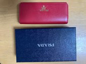 プラダ　サフィアーノ長財布　赤（ブランド財布・小物）の商品画像 - 査定依頼日：2023年8月19日 - 最高査定価格：20,000円