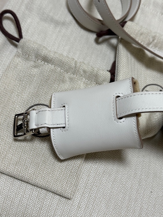 エルメス エルメス(その他) （ブランドバッグ）の商品画像 - 査定依頼日：2025年11月28日 - 最高査定価格：1,250,000円