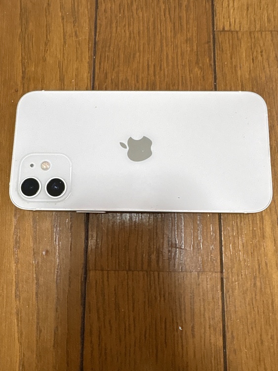 iPhone 12 64GB docomo（スマホ）の商品画像 - 査定依頼日：2026年4月12日 - 最高査定価格：24,000円