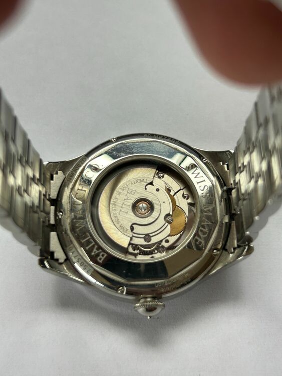 その他 その他 NM3082D-SJ-BE（高級時計）の商品画像 - 査定依頼日：2025年7月9日 - 最高査定価格：50,000円