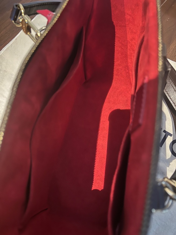 カイサトートPM（ブランドバッグ）の商品画像 - 査定依頼日：2026年1月27日 - 最高査定価格：145,000円