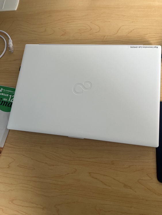 FMV ライト（PC・タブレット）の商品画像 - 査定依頼日：2026年1月27日 - 最高査定価格：1円