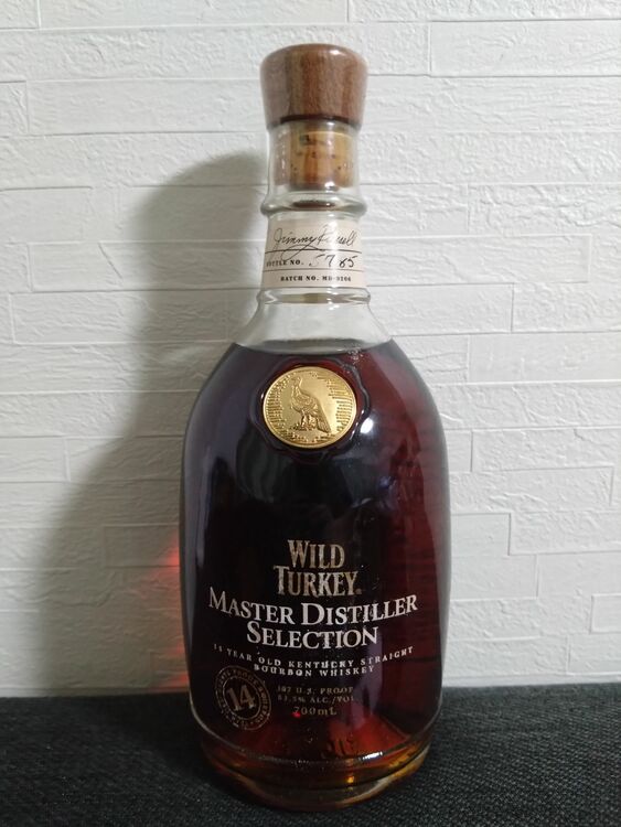 ワイルドターキー 14年（お酒）の商品画像 - 査定依頼日：2025年10月9日 - 最高査定価格：205,000円