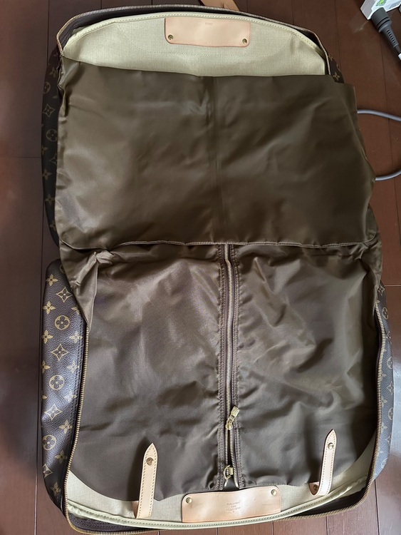 ボストンバック（ブランドバッグ）の商品画像 - 査定依頼日：2025年6月7日 - 最高査定価格：80,000円