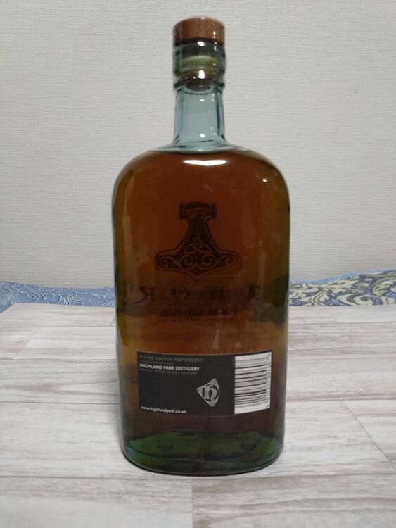 ハイランドパーク ソー 16年（お酒）の商品画像 - 査定依頼日：2025年10月19日 - 最高査定価格：28,000円