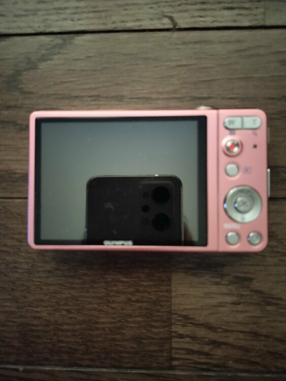 VG-140（カメラ）の商品画像 - 査定依頼日：2025年12月10日 - 最高査定価格：2,000円