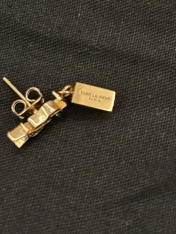 SAINT LAURENT サンローラン YSL アクセサリー ピアス カサンド（古着・ファッション）の商品画像 - 査定依頼日：2026年2月25日 - 最高査定価格：100,000円