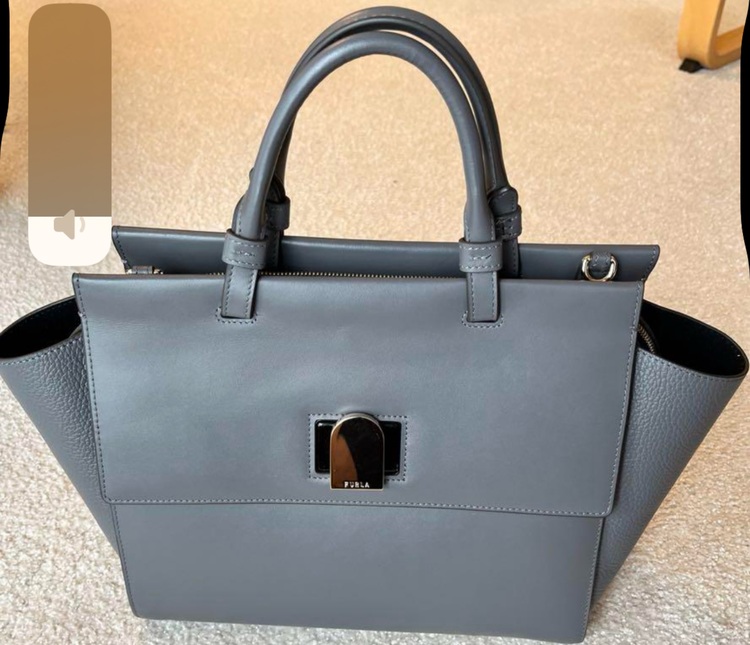 その他 フルラ （ブランドバッグ）の商品画像 - 査定依頼日：2025年7月21日 - 最高査定価格：5,000円