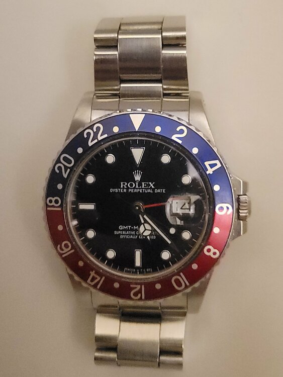 ロレックス GMTマスター Ref.16750（高級時計）の商品画像 - 査定依頼日：2026年3月14日 - 最高査定価格：1,900,000円