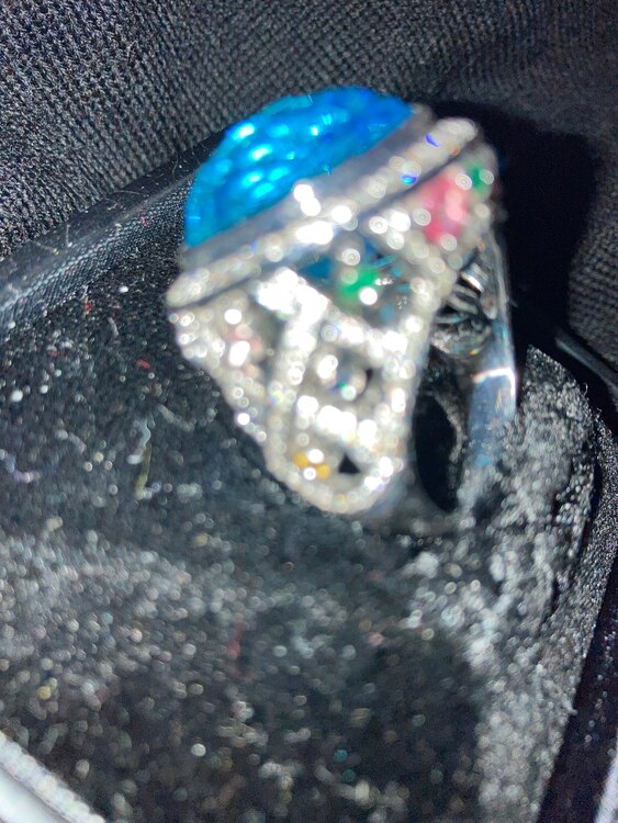 ブルートパーズ（宝石）の商品画像 - 査定依頼日：2025年3月4日 - 最高査定価格：400,000円