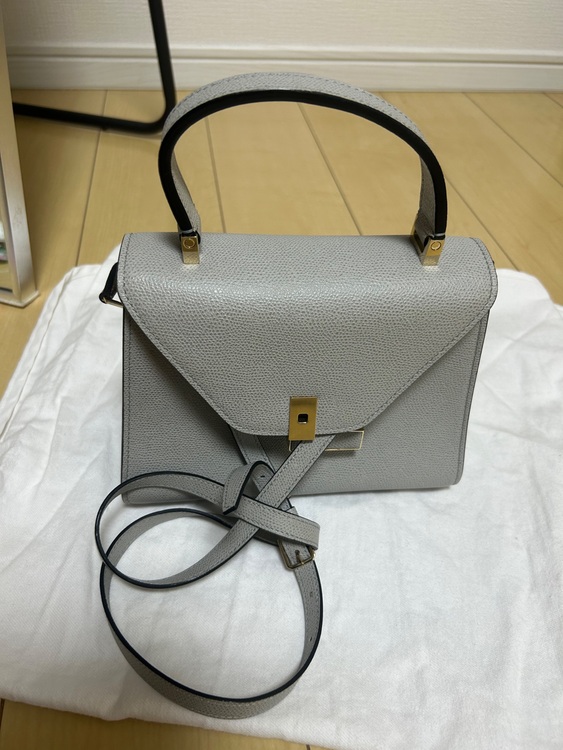 イジィデ（ブランドバッグ）の商品画像 - 査定依頼日：2025年9月9日 - 最高査定価格：70,000円