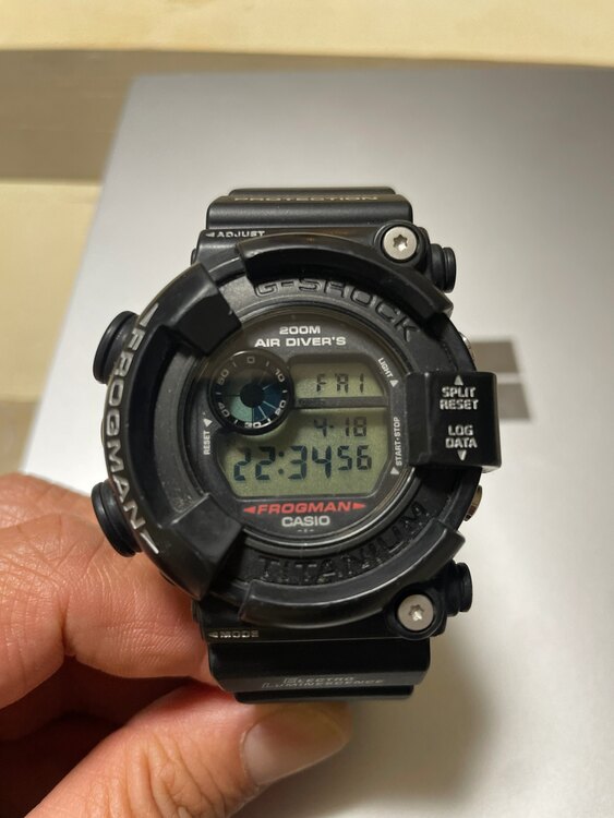 G-SHOCK その他 dw-820（高級時計）の商品画像 - 査定依頼日：2025年4月18日 - 最高査定価格：16,000円