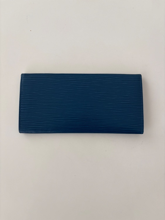 ルイヴィトン エピ （ブランドバッグ）の商品画像 - 査定依頼日：2025年10月13日 - 最高査定価格：24,000円