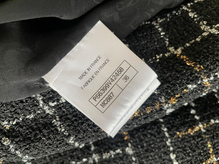 ジャケットセットアップ（古着・ファッション）の商品画像 - 査定依頼日：2025年11月12日 - 最高査定価格：150,000円