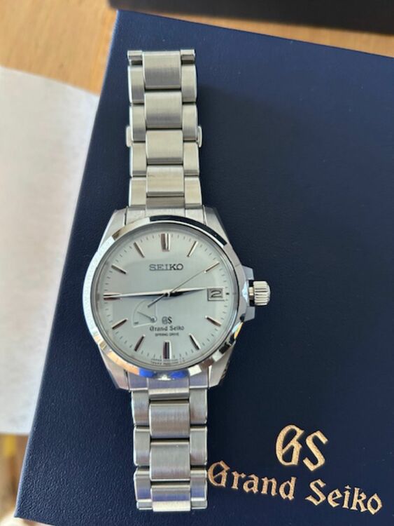 セイコー スプリントドライブ SBGA015（高級時計）の商品画像 - 査定依頼日：2025年11月2日 - 最高査定価格：200,000円