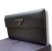 プラダ　財布（ブランド財布・小物）の商品画像 - 査定依頼日：2025年8月7日 - 最高査定価格：100,000円