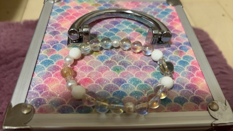 コーチバッグ、スワロフスキー（金・貴金属）の商品画像 - 査定依頼日：2025年8月17日 - 最高査定価格：2,000円