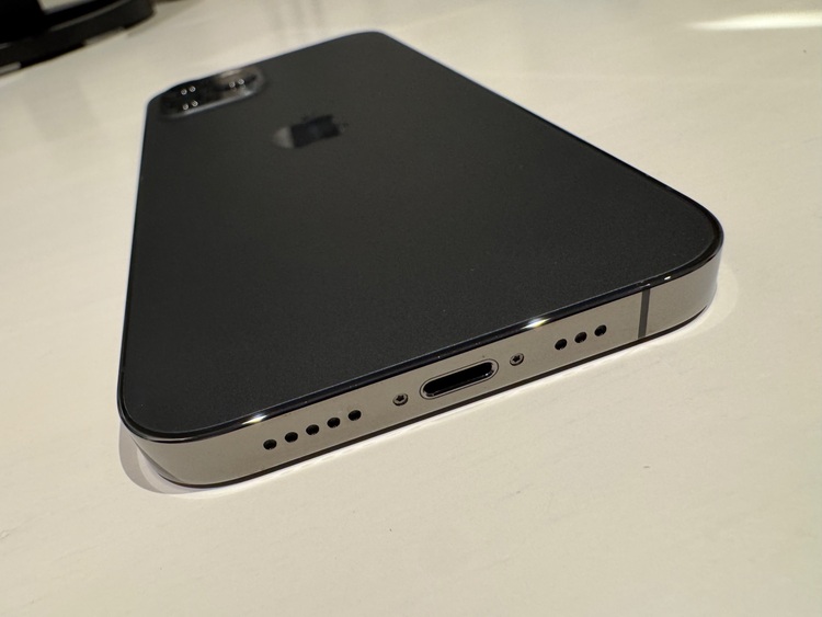 iPhone12Pro 512GB（スマホ）の商品画像 - 査定依頼日：2025年9月26日 - 最高査定価格：49,000円