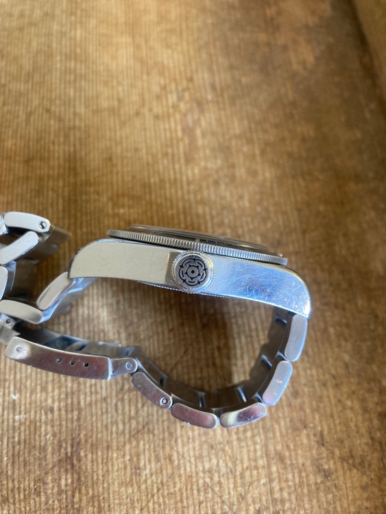 チューダー ブラックベイ 79220a（高級時計）の商品画像 - 査定依頼日：2025年7月15日 - 最高査定価格：380,000円