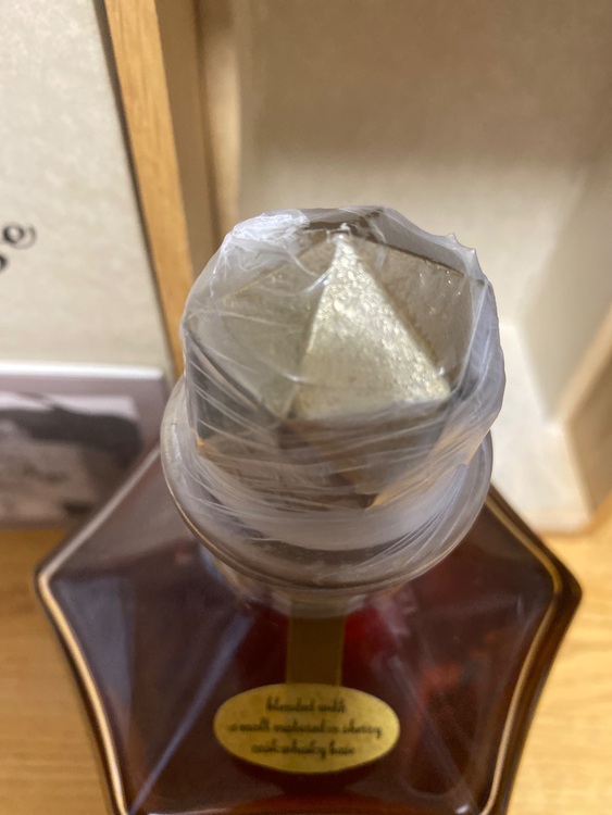 ③ニッカグランドエイジ　660ml 45%（お酒）の商品画像 - 査定依頼日：2025年8月21日 - 最高査定価格：13,000円