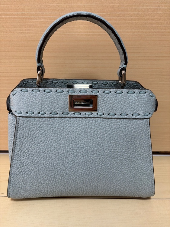 フェンディ  （ブランドバッグ）の商品画像 - 査定依頼日：2026年4月5日 - 最高査定価格：220,000円