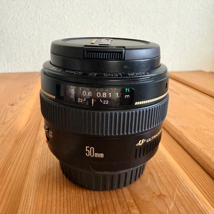 キャノンレンズEF 50mm 2:1.4 ULTRASONIC（カメラ）の商品画像 - 査定依頼日：2026年5月29日 - 最高査定価格：6,100円