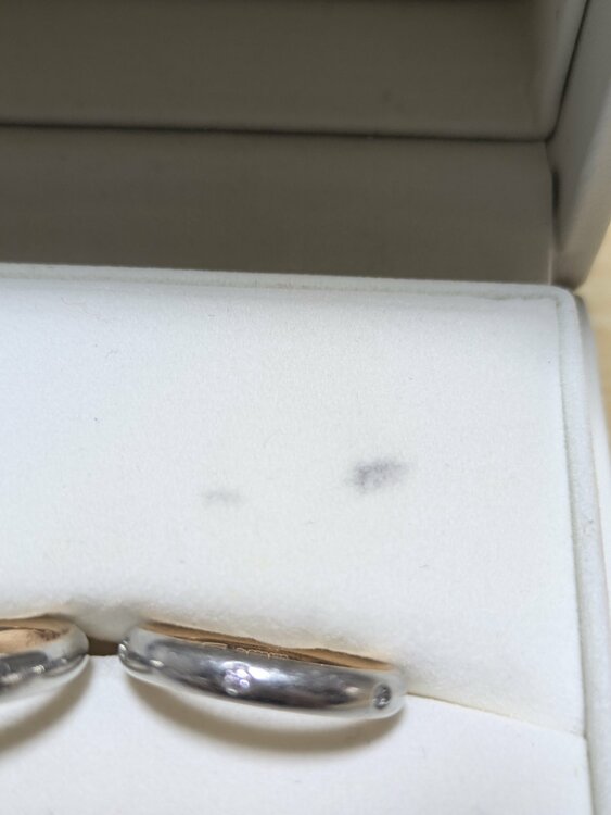 NINA RICCI  6RL922 6RMP03（金・貴金属）の商品画像 - 査定依頼日：2026年3月5日 - 最高査定価格：125,000円