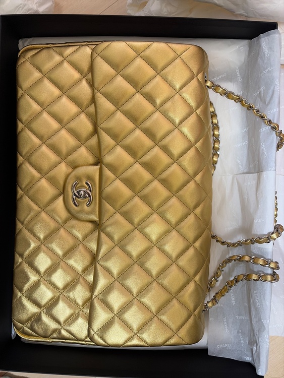 フラップバッグマキシ（ブランドバッグ）の商品画像 - 査定依頼日：2026年1月27日 - 最高査定価格：950,000円