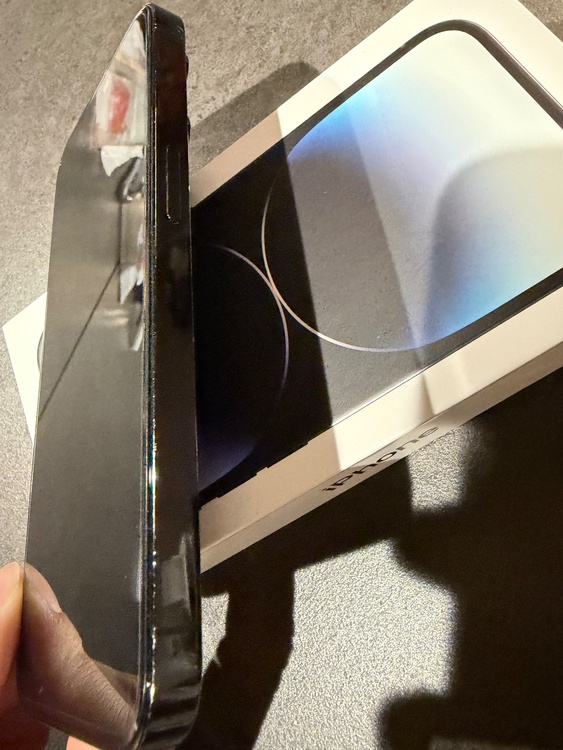 iPhone iPhone 14 Pro 128GB SIMフリー（スマホ）の商品画像 - 査定依頼日：2026年7月13日 - 最高査定価格：56,000円