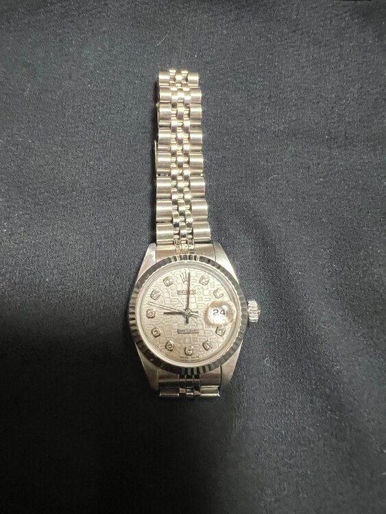 ロレックス サブマリーナー （高級時計）の商品画像 - 査定依頼日：2025年2月23日 - 最高査定価格：3,050,000円