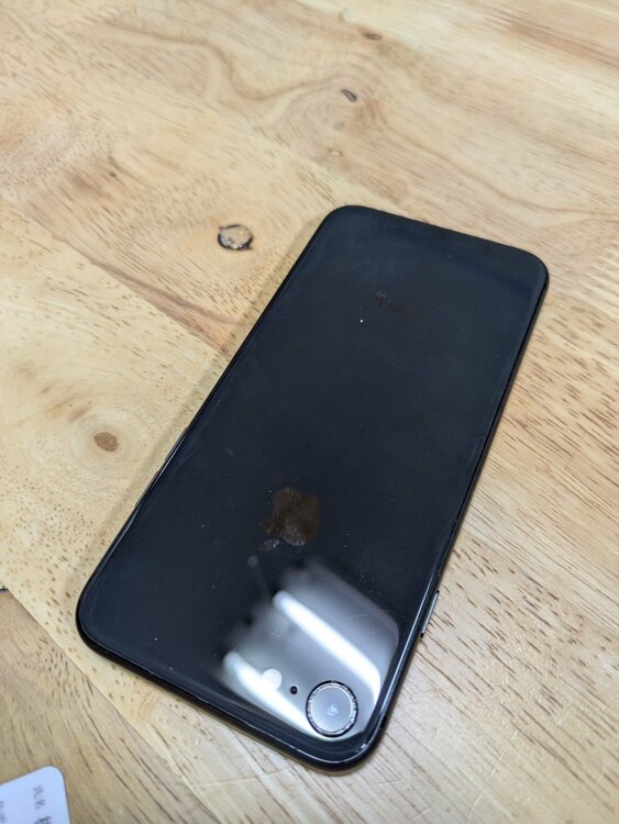 iphone8（スマホ）の商品画像 - 査定依頼日：2026年4月26日 - 最高査定価格：6,000円