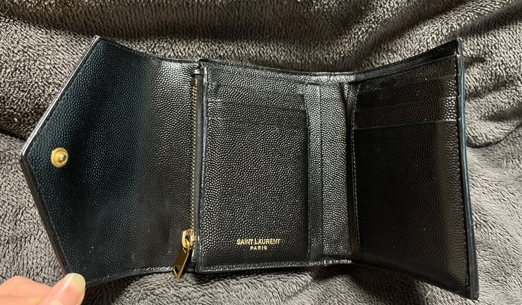 イブサンローラン  （ブランドバッグ）の商品画像 - 査定依頼日：2026年4月26日 - 最高査定価格：40,000円