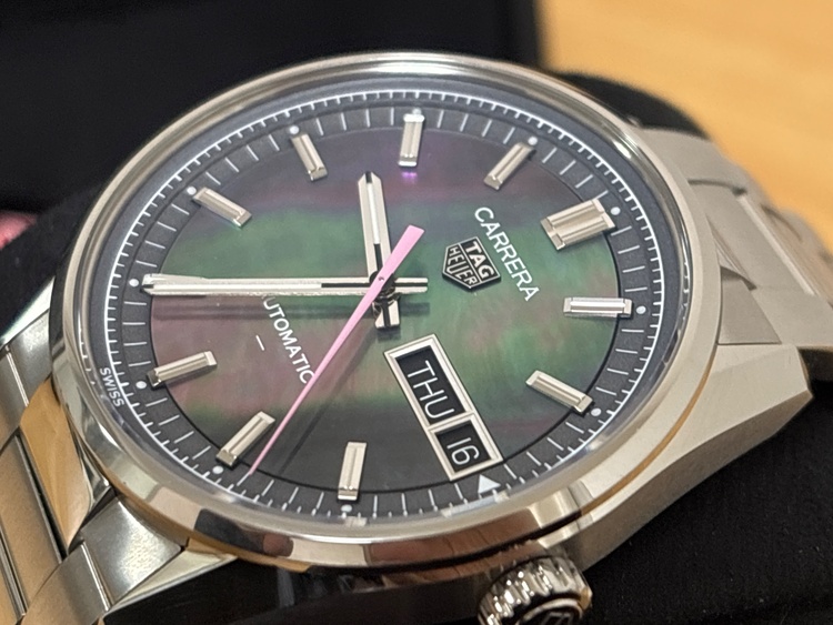 タグホイヤー カレラ w（高級時計）の商品画像 - 査定依頼日：2026年4月16日 - 最高査定価格：630,000円