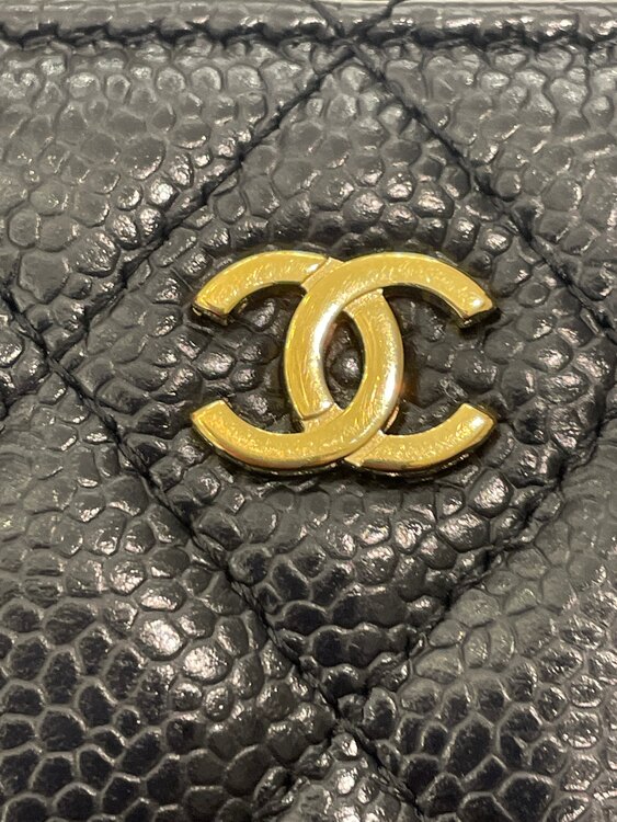 ロングジップウォレット（ブランド財布・小物）の商品画像 - 査定依頼日：2025年2月8日 - 最高査定価格：70,000円