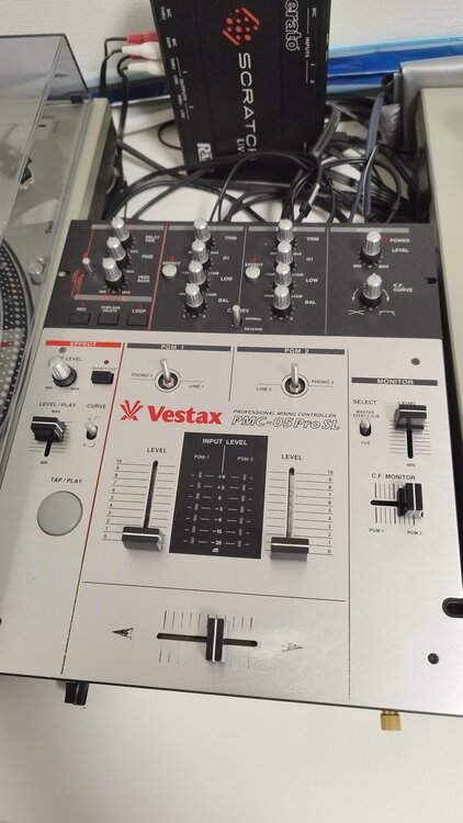 ​ターンテーブル：Technics SL-1200MK5（×2台） ​ミキサー：（ピアノ・楽器・PA機材）の商品画像 - 査定依頼日：2026年2月7日 - 最高査定価格：100,000円