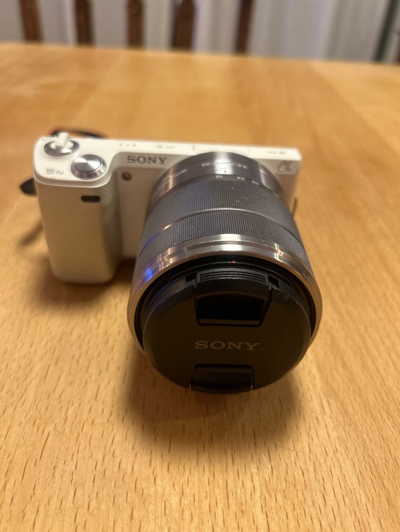 NEX-5N（カメラ）の商品画像 - 査定依頼日：2026年4月18日 - 最高査定価格：13,100円
